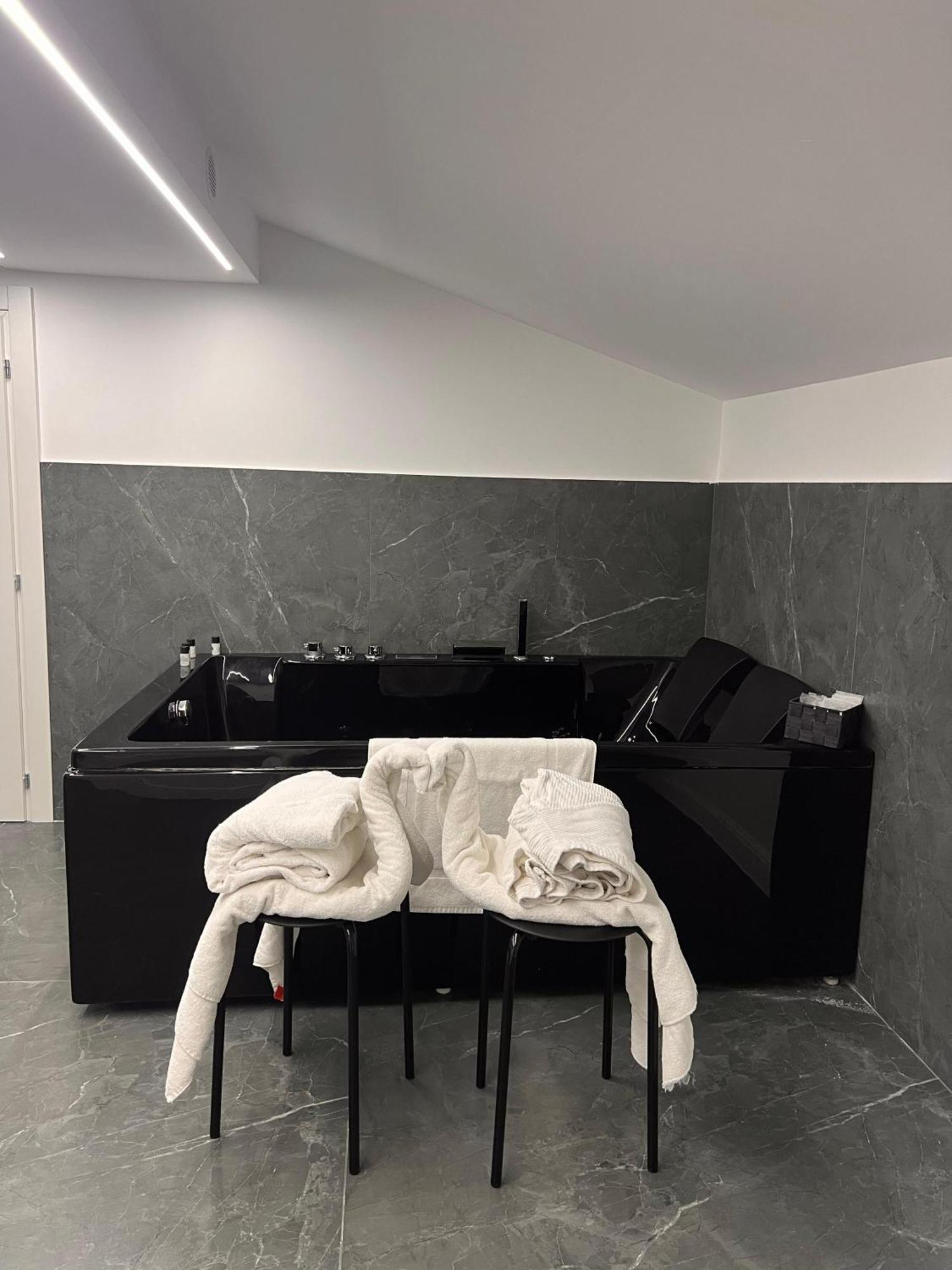 Hotel Blanc Casoria Eksteriør bilde